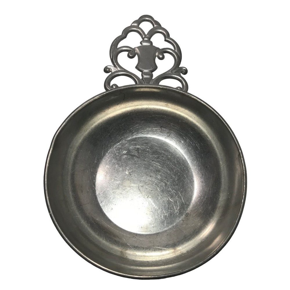 Royal Holland Old World Pewter 8” Lead Free Bowl With Handle PORRINGER DAALDEROP